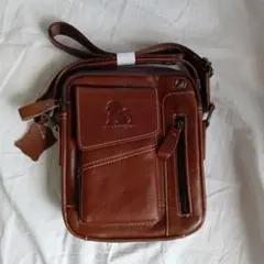 レザーショルダーバッグ ブラウン、本革、完全新品、収納多数あります。