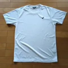 asics ホワイト Tシャツ2