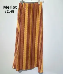 merlot　スカート新品タグ付き　パン柄