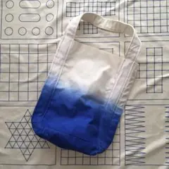 TEMBEA グラデーショントートバッグ 青
