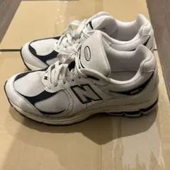 美品New Balance M2002RHQ 27.5㌢ホワイト ネイビー New Balance ニューバランス スニーカー 2002 M2002RHQ WHITE
