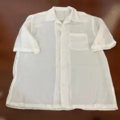 GU 半袖シャツ　オフホワイト系　シワ加工シャツ