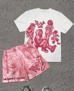 ホワイト/ ピンク グラフィックTシャツ ショートパンツセット セットアップ