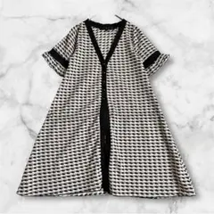 Item thumbnail for item 266a559c-b86a-435e-9d1a-a3d5064f54e9