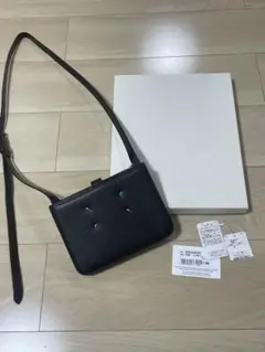 Item thumbnail for item 58be6f18-ee4b-4f07-9936-ffa9f8f133ff