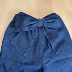 【即日配送】新品　未使用　バックリボン付き　ブルーデニムパンツ