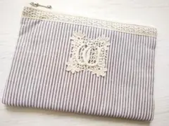 未使用　刺繍　ナチュラルフラットポーチ