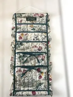 【バラ色の暮し】花柄フリル付きウォールポケット