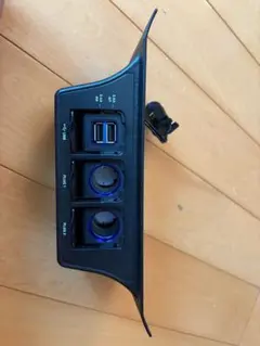 USB切替器 2ポート シガーソケット付き