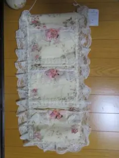 タイムセール8/9値下げ　ルイス　花柄レース ウォールポケット