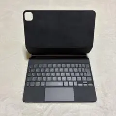 11インチ iPad Air (M3) / Pro Magic Keyboard