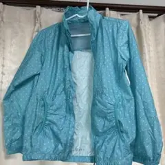 水色ドット柄ウィンドブレーカー