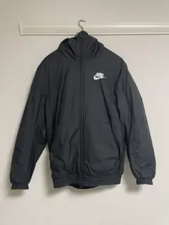 Nike 中綿ジャケット フーディー　ブラック