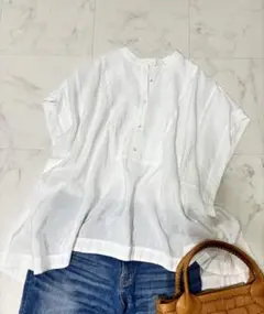 美品　フロントデザインフレンチスリーブブラウス　アーバンリサーチ　半袖　レーヨン