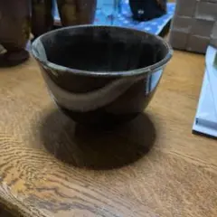 陶器製 黒と白ストライプ 茶碗 中サイズ
