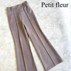 Petit Fleur プチフルール ピンタック フレアパンツ ベージュ系 F