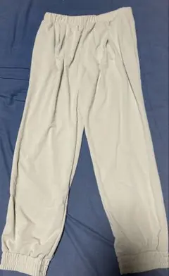 ユニクロ　新品タグ付きクレープジャージー　ジョガーパンツ
