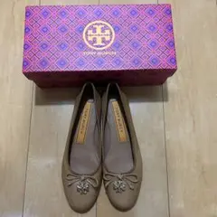 【美品】トリーバーチTORYBURCHフラットシューズ　6.5（23.5）箱付き