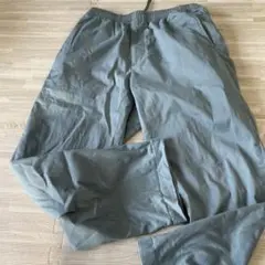 UNIQLOワークパンツ