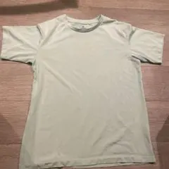 ユニクロ　Tシャツ　160cm