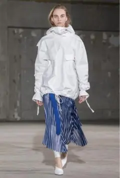 hyke プルオーバー