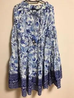 (新品未使用)ZARA ロングスカート　Sサイズ　白　青