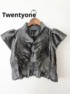 美品　twentyone　ボレロ　フリル　グレー　光沢　半袖　M