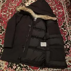 CANADA GOOSE ダウンジャケット