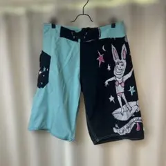 ⚪︎希少　VOLCOM ボルコム 水着 海パン　サーフ　サーフィン　刺繍　かわいい
