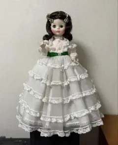 マダムアレクサンダー　スカーレット
