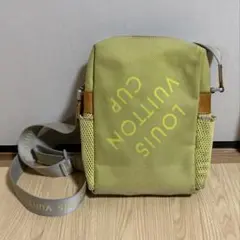 Item thumbnail for item b8c5fb3e-40e0-4be8-910c-5d8a0d3e1d40