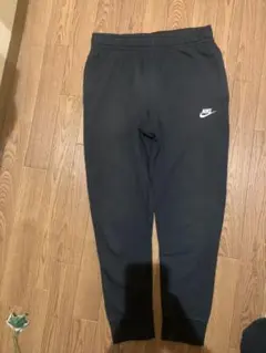 NIKEスエットパンツ　作業用や部屋着などに