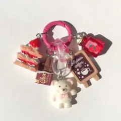 じゃらじゃらキーホルダー⋆꙳ くま カフェ いちご