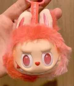 ラブブ　ぬいぐるみ　マスコット　キーホルダー　赤