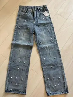 パール装飾付きライトブルーデニムパンツ