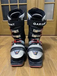 GARMONT スキー用ブーツ 男性用 ガルモント スキーブーツ各種 - 山の道具 ラッピー