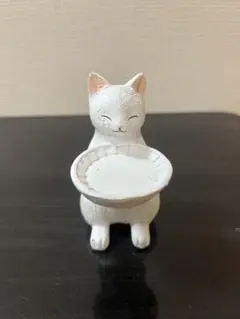 お手伝い猫　置物　樹脂　ナチュラルキッチン　オブジェ　ねこ　秋　ハロウィン