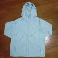 ユニクロ エアリズムUVカットフルジップパーカー　XLサイズ