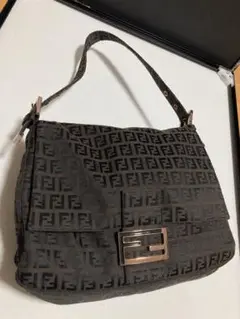 fendi マンマバケット ハンドバッグ