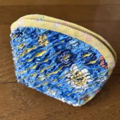 パッチワークのポーチ