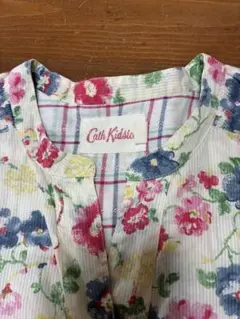 また、お値引き！Cath Kidston 花柄 五分袖シャツ
