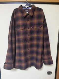 Levi's オンブレブラウンシャツ