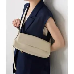 美品 コラージュガリャルダガランテ シュリンクリンショルダーバッグ 現行品