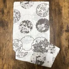 浴衣　きなり色　雪輪・桜・紅葉・萩