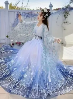 雪の結晶デザインチャイナドレス　漢服 コスプレ　衣装