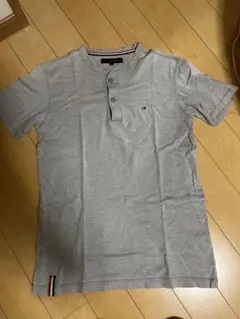 TOMMY HILFIGER ヘンリーネックTシャツ S グレー