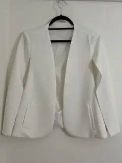 ホワイト ノーカラージャケット