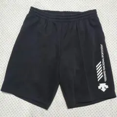デサント ショートパンツ ブラック L