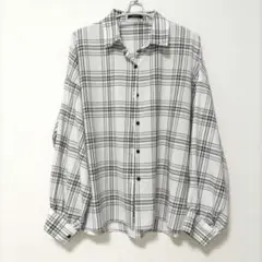 アベイル　チェック柄　シアーシャツ