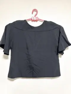 カットソー　ブラウス